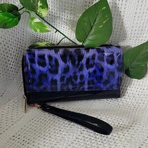 BOGO Blue & Black Cheetah Patent Faux Leather Wristlet Wallet Clutch Purse
